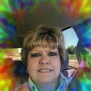 Meet your Posher, Jeanette